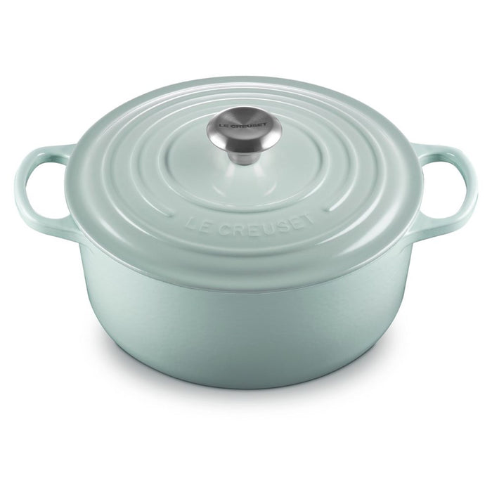 Le Creuset Signature Cast Iron Round Casserole - 28cm