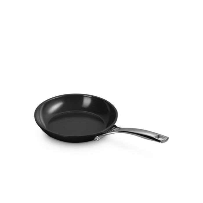 Le Creuset Essential Non-Stick Ceramic Shallow Frying Pan - 20cm