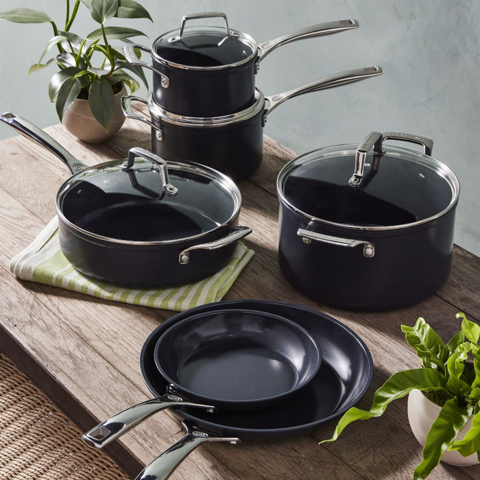 Le Creuset Essential Non-Stick Ceramic 6 Piece Cookware Set
