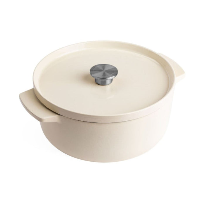 KitchenAid Covered Round Casserole 26cm/5.2L - 4 Colours