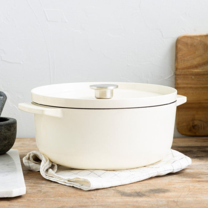 KitchenAid Covered Round Casserole 26cm/5.2L - 4 Colours