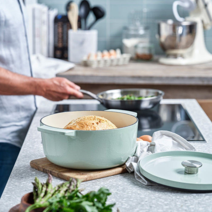 KitchenAid Covered Round Casserole 26cm/5.2L - 4 Colours