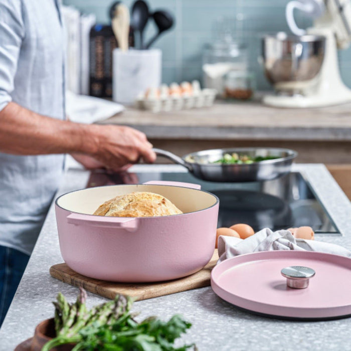KitchenAid Covered Round Casserole 26cm/5.2L - 4 Colours