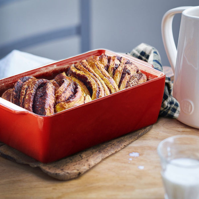 Emile Henry Bread Loaf Baker - 28 x 12cm - Burgundy
