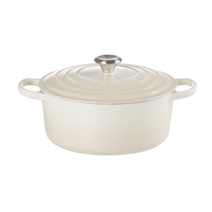 Le Creuset Signature Cast Iron Round Casserole - 28cm