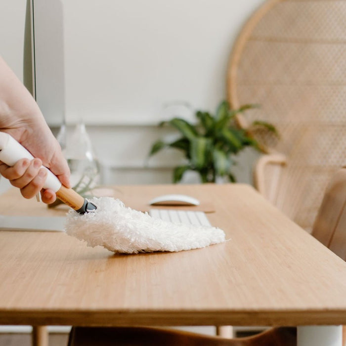 Full Circle Dust Whisperer Microfibre Duster - White