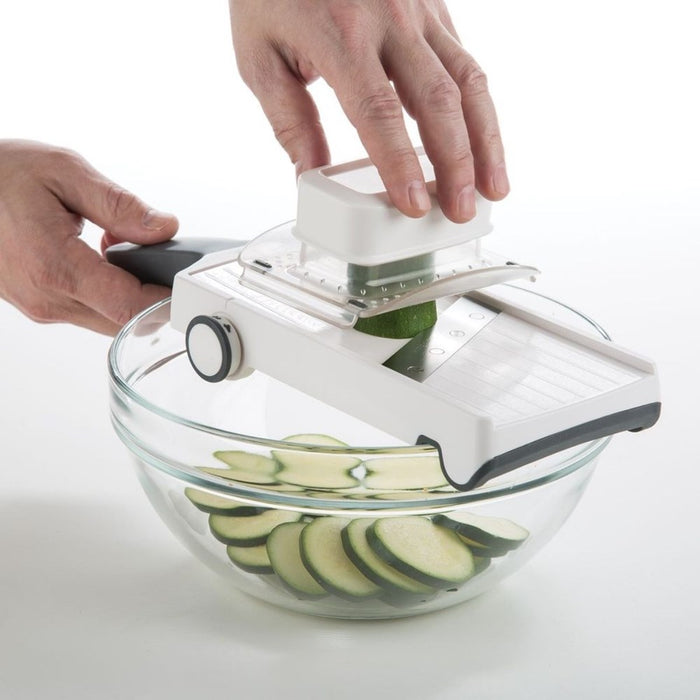Progressive Hand Held Adjustable Slicer