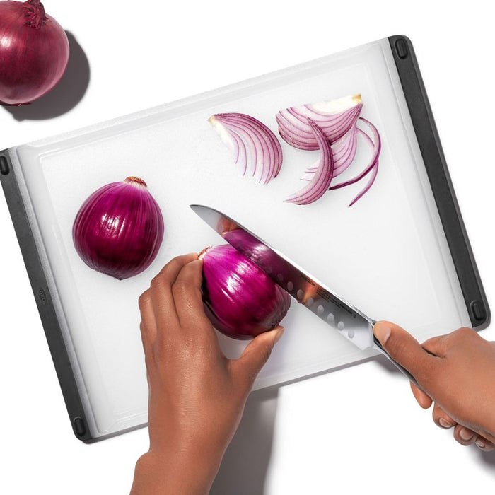 OXO Good Grips Everyday Cutting Board - 33 x 23cm